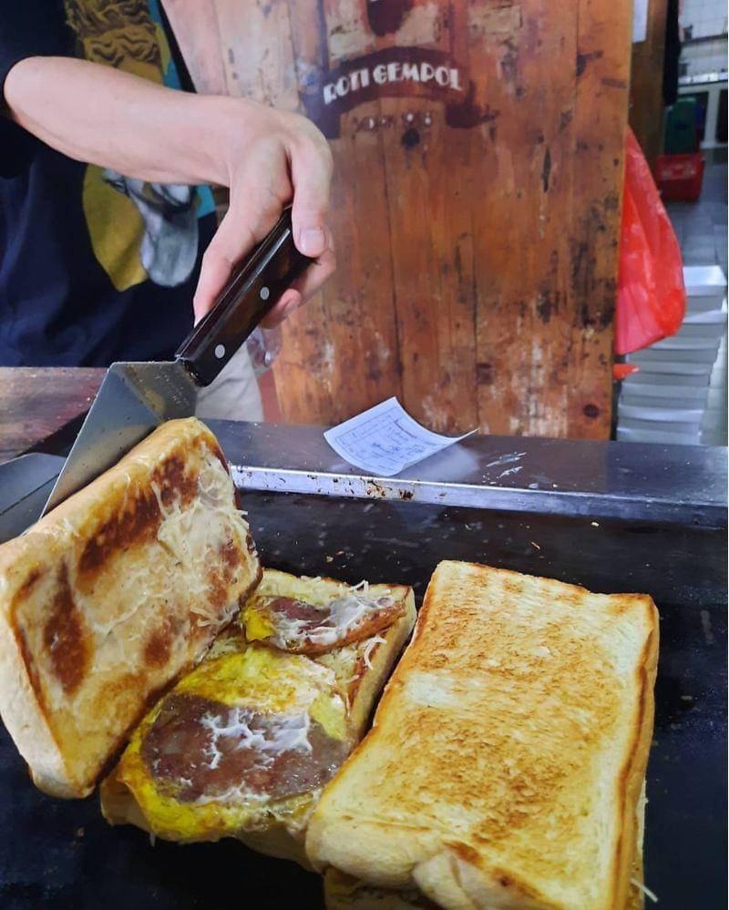 Instagram.com/roti_gempol